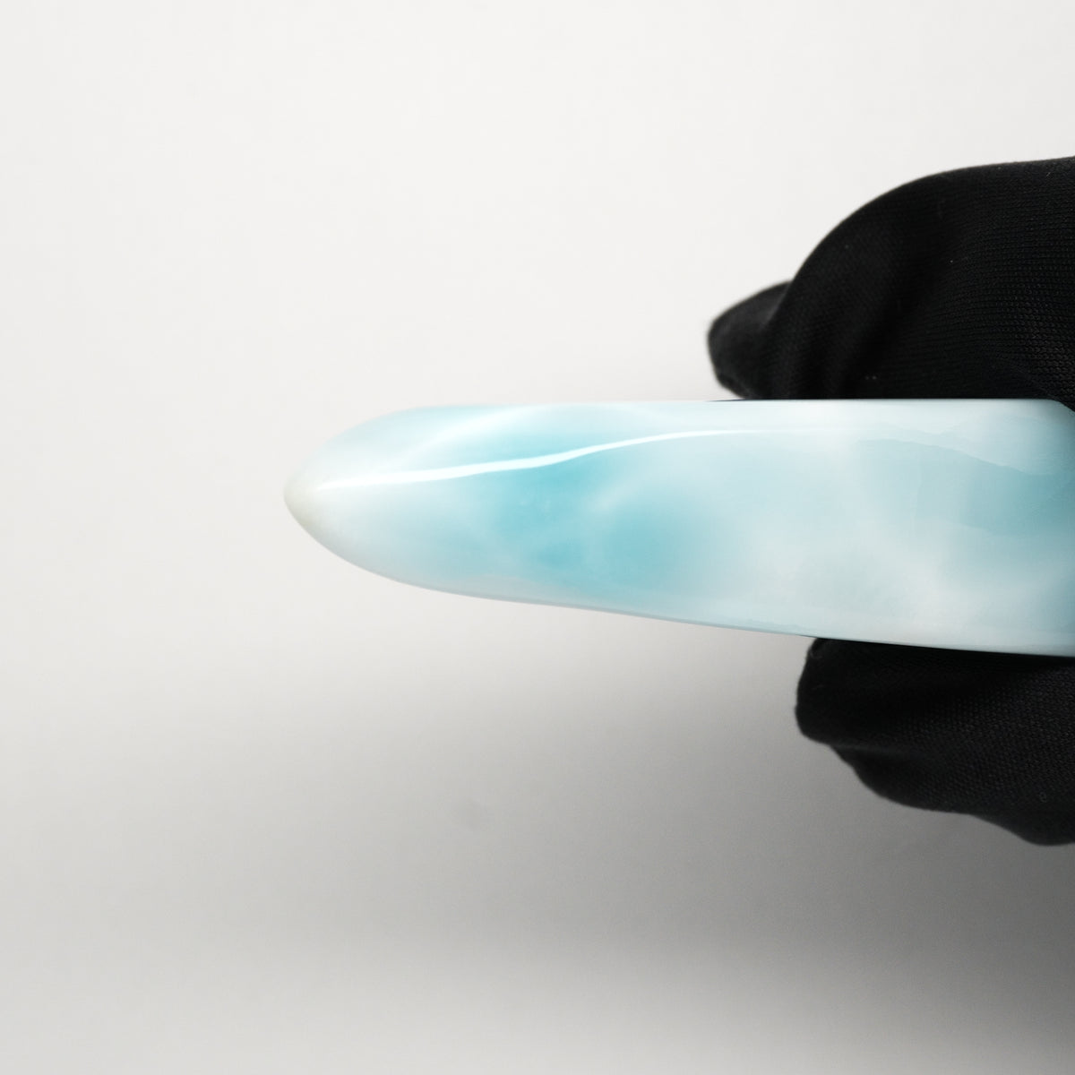 Gel Larimar Griffel & Massagestab (Vierkant) | Akupressur & Resonanz | «Eisstrahl von Barahona»