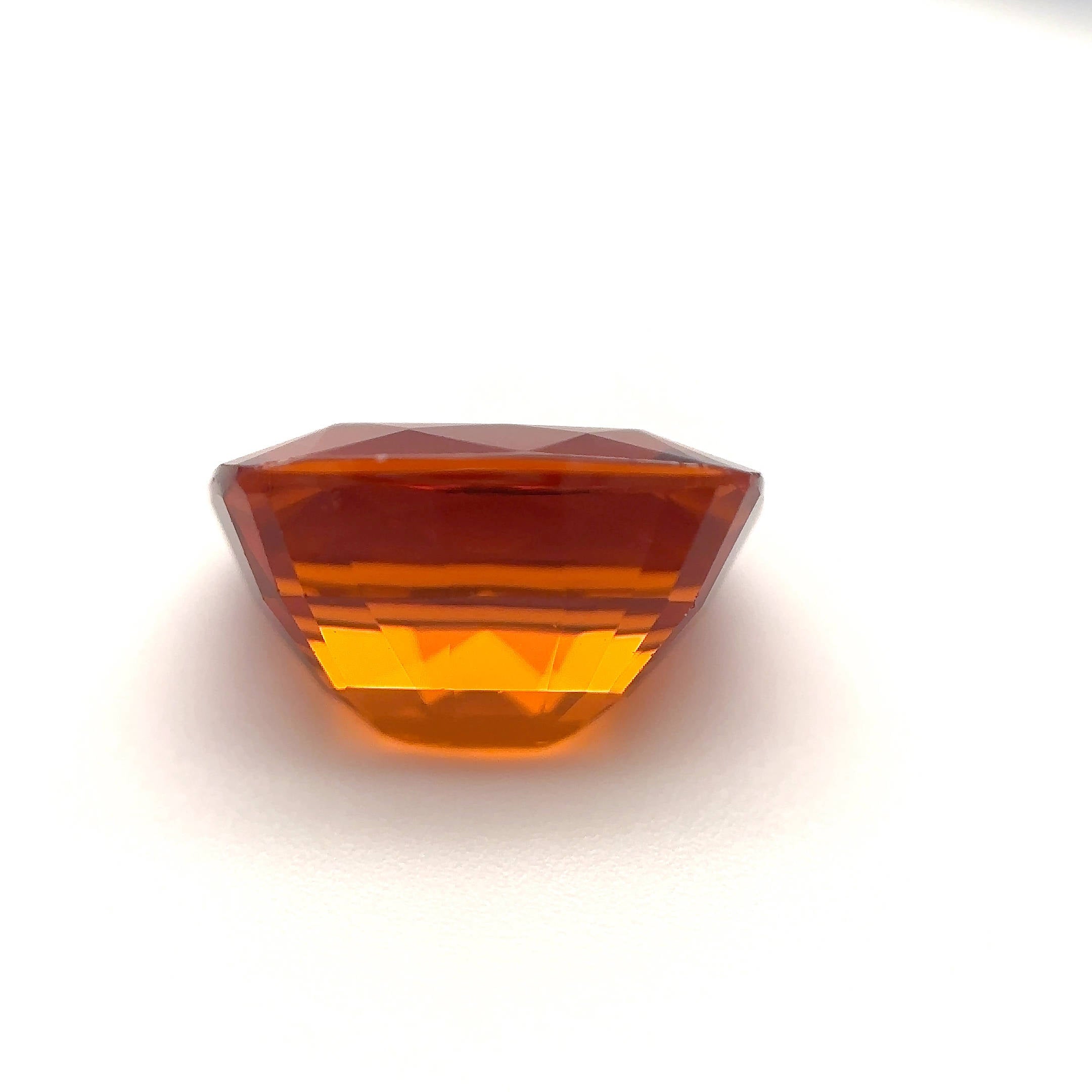 Mandarin-Granat - 4.48 ct | Das Herz des Sonnenfeuers