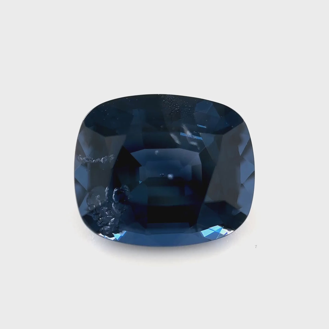 Farbwechsel-Spinell - Blau nach Violett-Purpur - 3.03 ct | Das Zweifache Feuer Ceylons