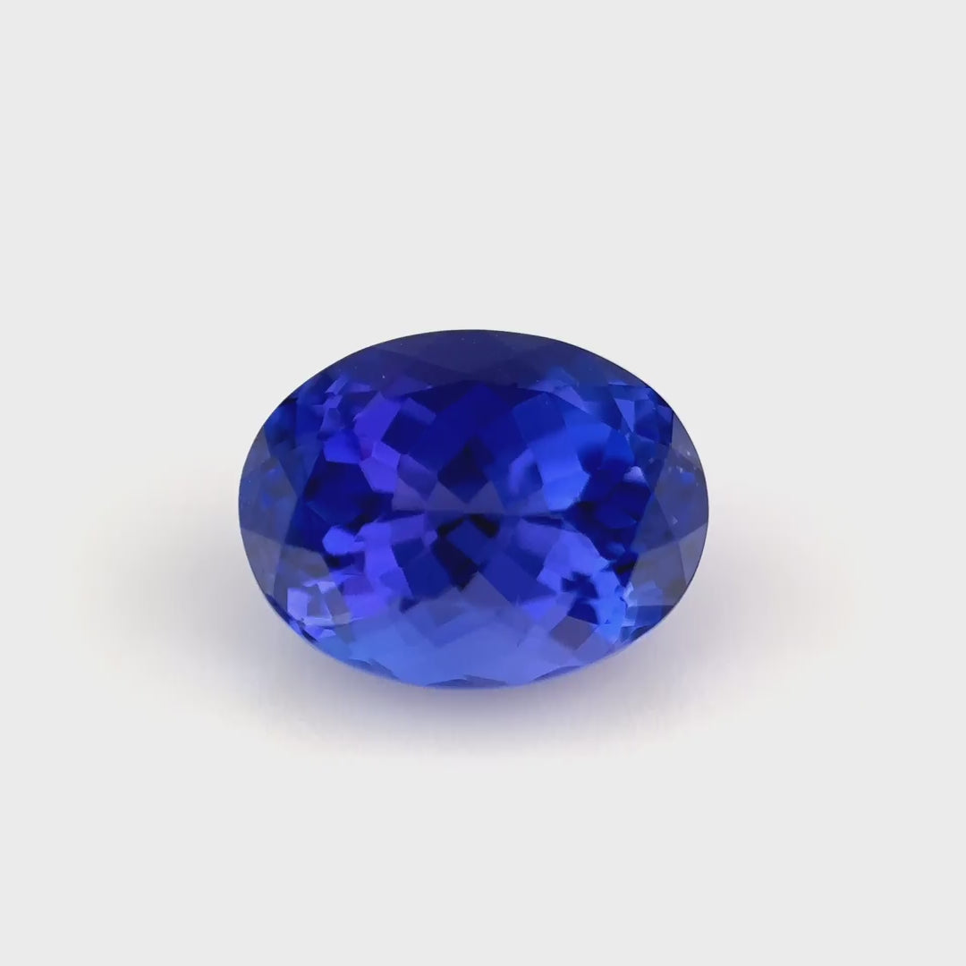 Intensiver, nahezu lupenreiner Tansanit (3.03 ct) im Oval-Schliff  – Edelsteinkabinett.Schweiz